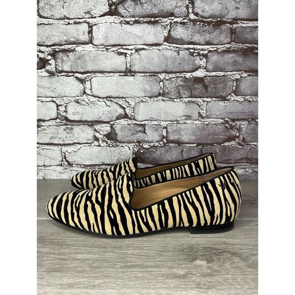 VIONIC Willa Tiger Print Yellow Black Stripe Flats Shoes Women Sz 9.5M US/41.5EU - Picture 1 of 16